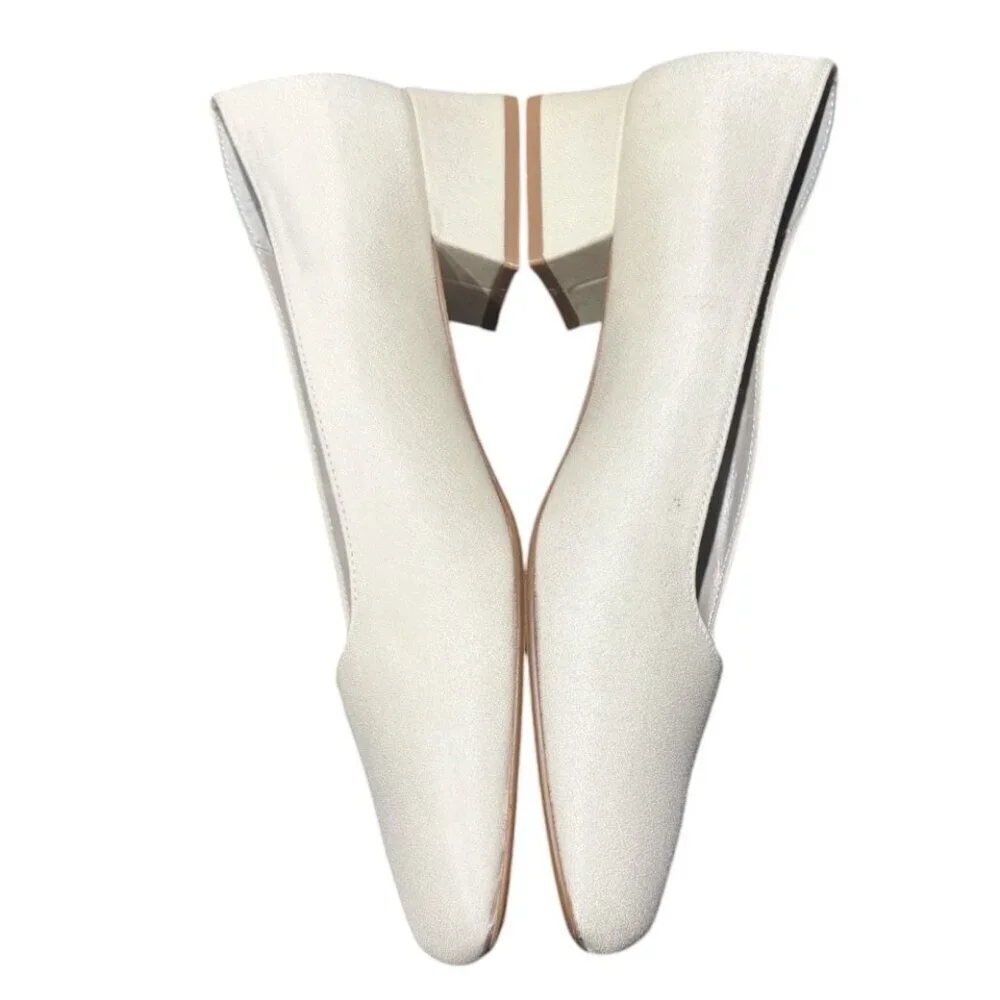 N/A these white